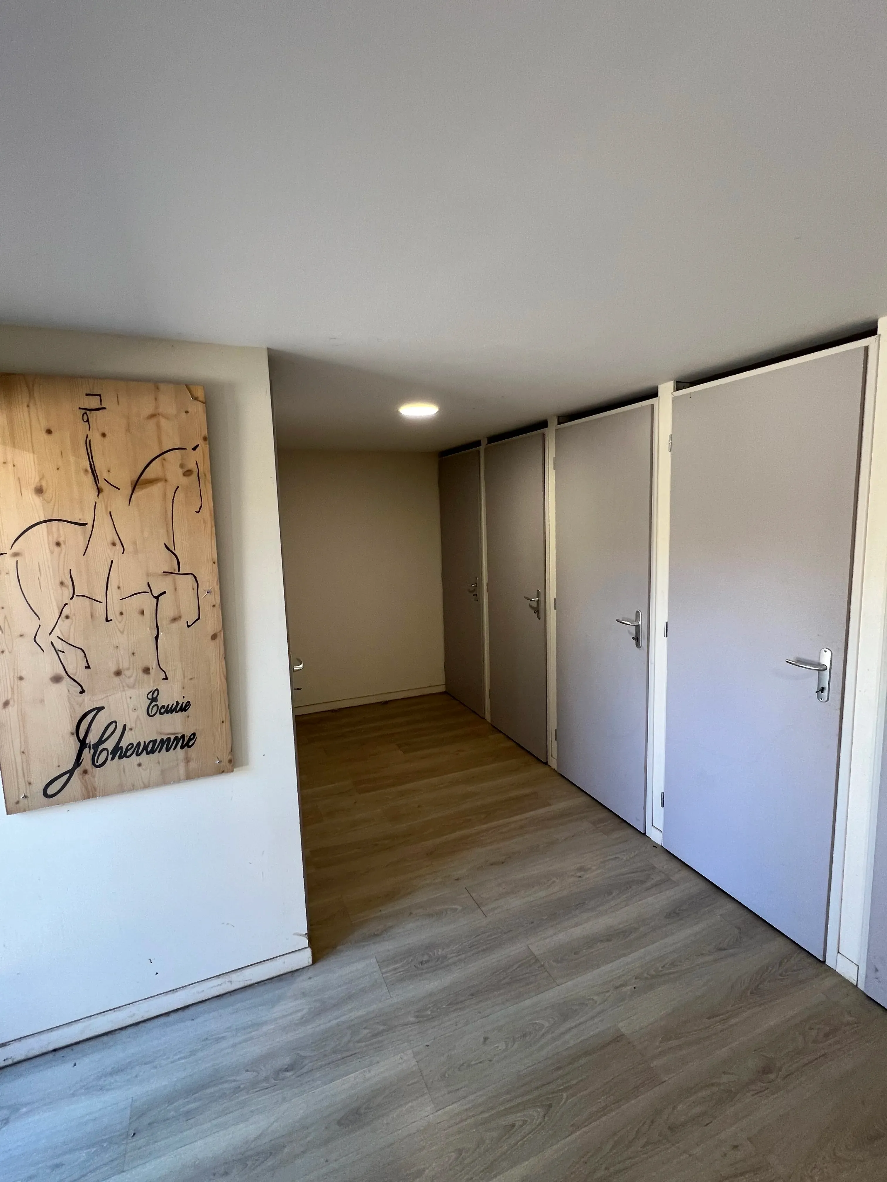 Salle des casiers propriétaires pour ranger le matériel